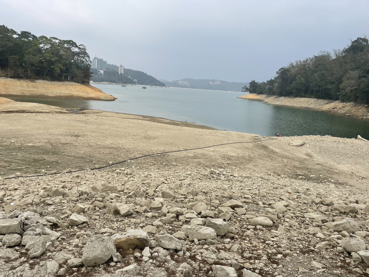 目前降雨仍無法解除旱象。(示意圖攝於日月潭/讀者提供)