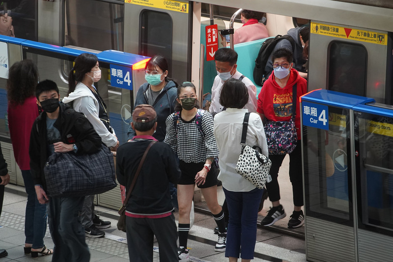 台北捷運公司6日指出，台北車站等15個熱門站點將增設列車到站韓語廣播，另設有日語廣播的車站也會增加到21站。(示意圖/圖：中央社)