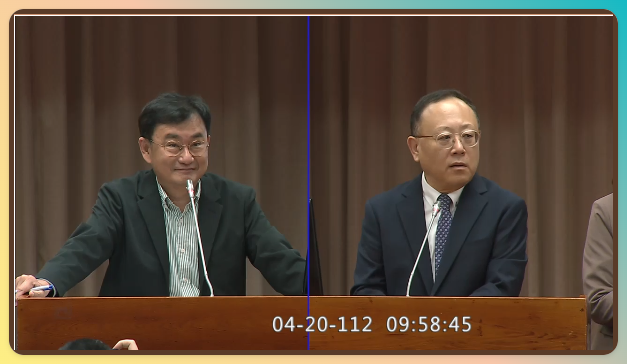 立委黃國書質詢文化部長史哲。(圖截自國會頻道)