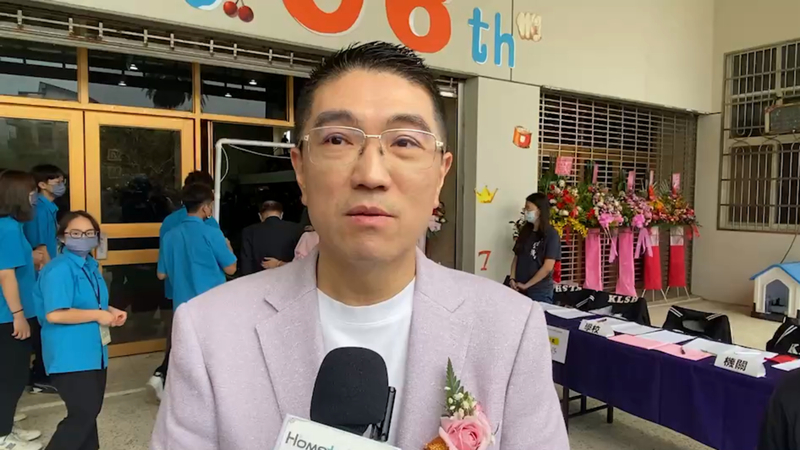 基隆市政府3月底通過「基隆護海公投」審查，行政院21日依法撤銷。基隆市長謝國樑（中）22日表示，護海公投被不同行政程序操弄，市府會走救濟途徑。 (圖：中央社)
