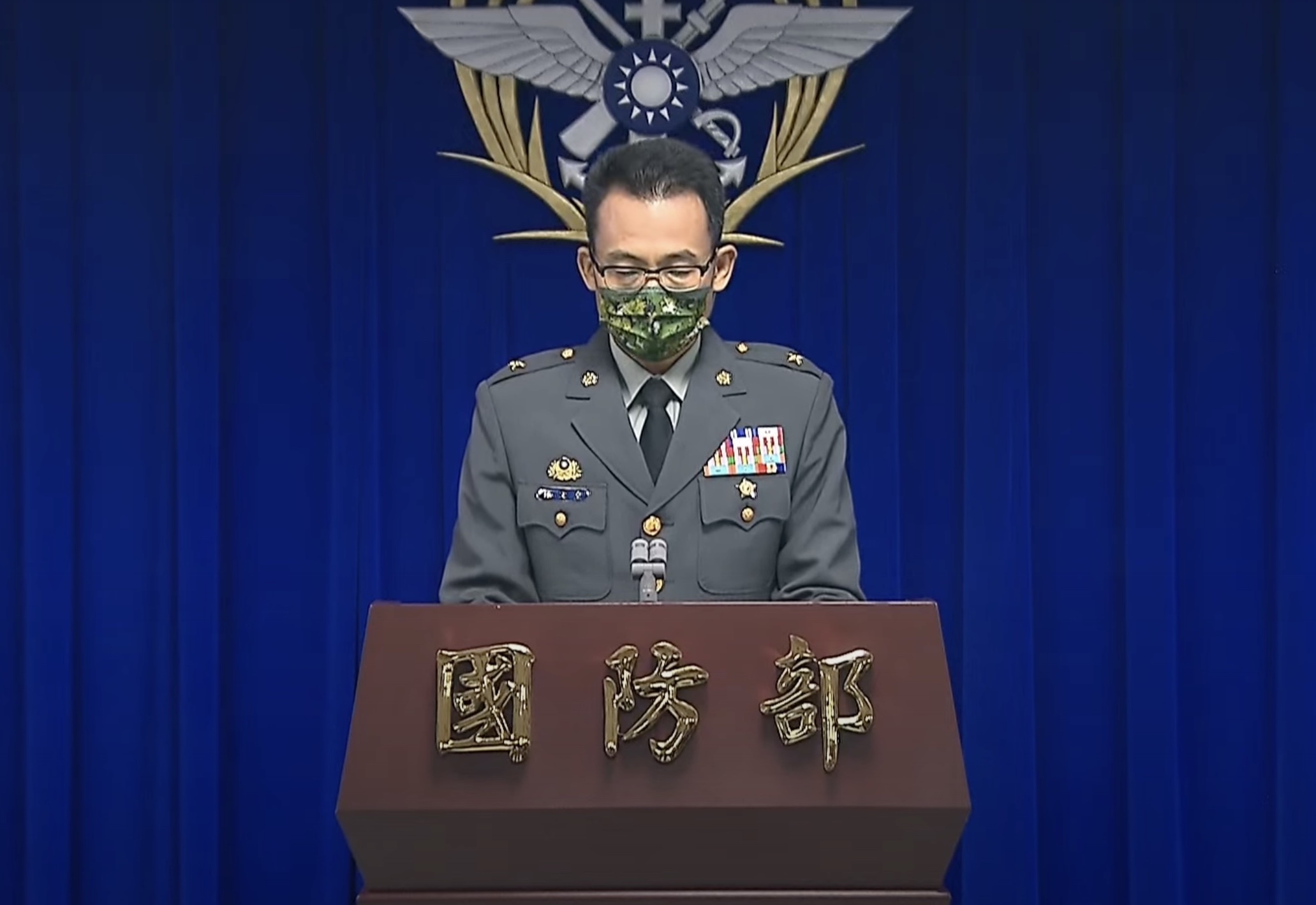 國防部作計室聯合作戰計畫處長林文皇指出，今年電腦兵推使用美軍現行工具「聯合戰區層級模擬系統(JTLS)」推演平台，用以驗證各級指揮官與幕僚群的參謀決策與臨機狀況處置，不會有勝負之分。(資料照 / 林詠青 攝)