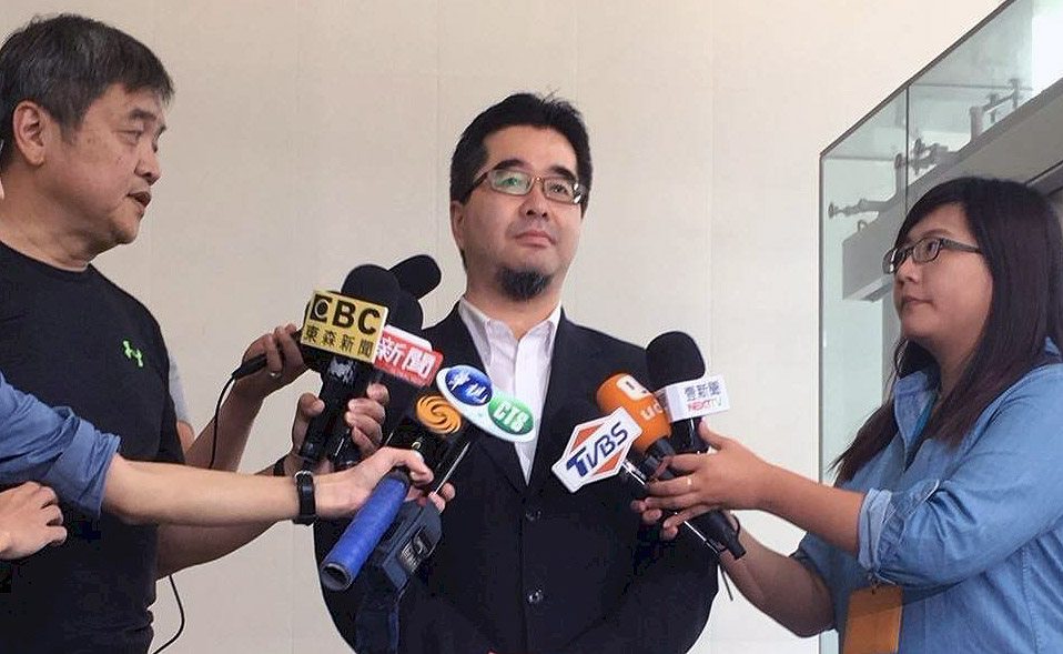 馬英九基金會執行長蕭旭岑(中)。(Rti資料照)