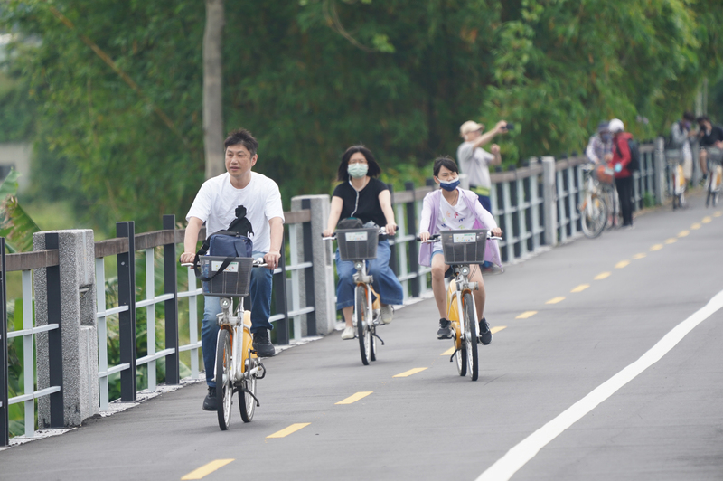 中央氣象局表示，這波鋒面影響到下周一(15日)就會逐漸遠離，氣溫回升，至18日又會有另一波鋒面接近，天氣將再轉為不穩定。(資料照 / 中央社)