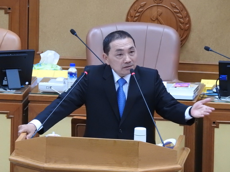 新北市長侯友宜12日在被問及是否有訪美計畫時回應指出， 目前這個階段沒有計畫，但隨時與國際交朋友。資料照片。(圖：中央社)