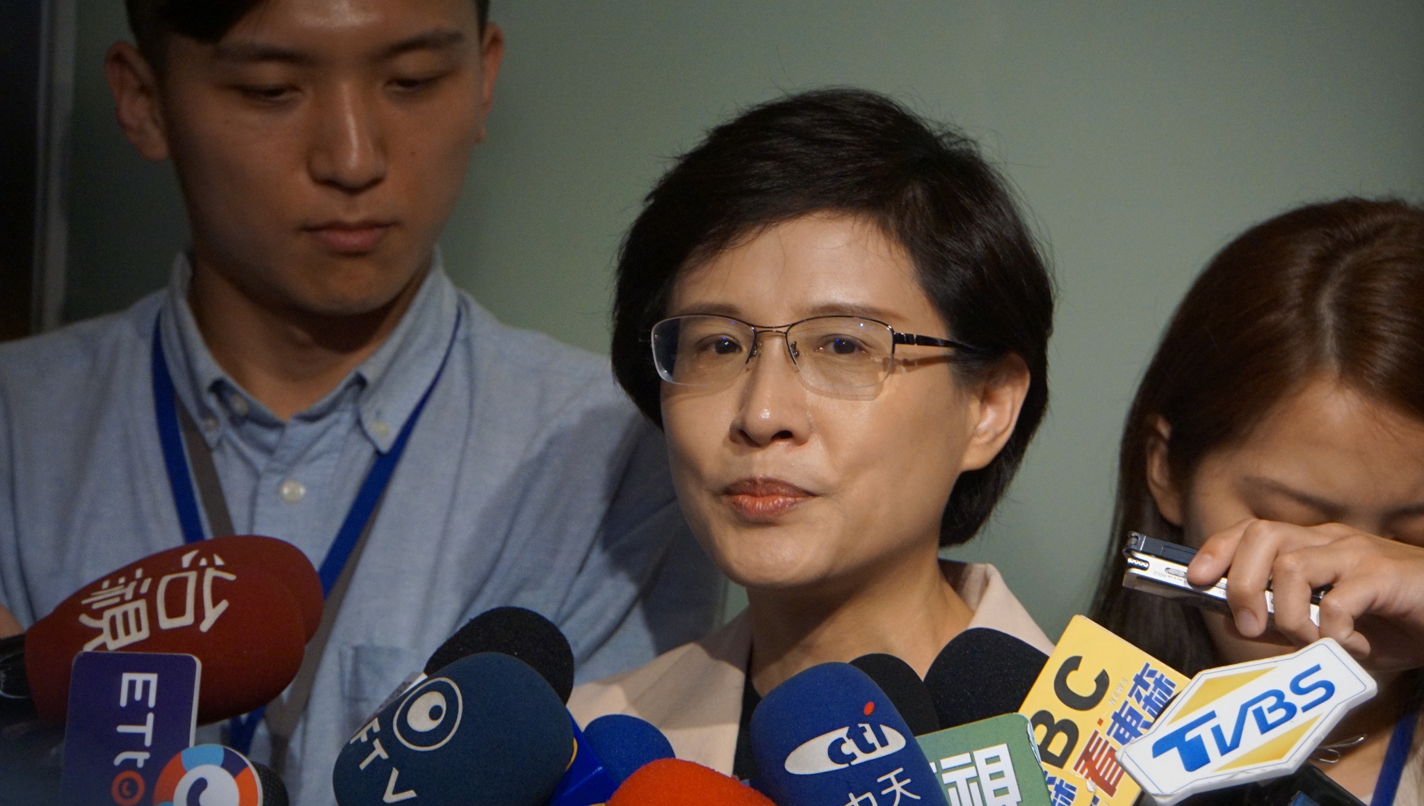 青平台舉辦「永續民主、世界台灣」論壇，青平台董事長鄭麗君出席開幕式。(劉玉秋 攝)