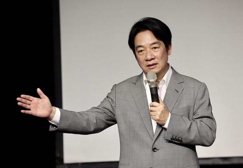 民進黨主席、總統參選人賴清德（圖）28日在台北出席「2024校園總統馬拉松論壇」。 (圖：中央社)