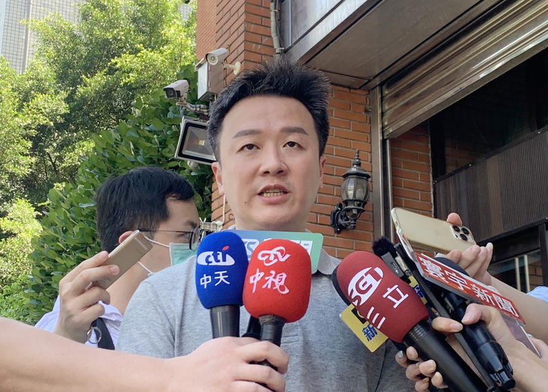 新北市第9選區(永和區)無黨籍立委參選人李正皓8日晚宣布退選。(資料照/圖：中央社)