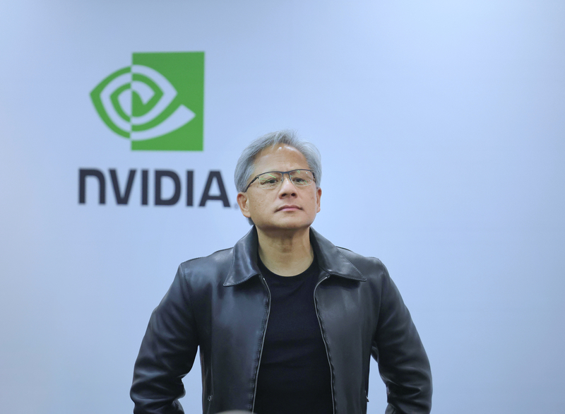 2023台北國際電腦展30日開幕，晶片設計大廠輝達（NVIDIA）執行長黃仁勳（圖）出席全球媒體與分析師問答。 (圖：中央社)