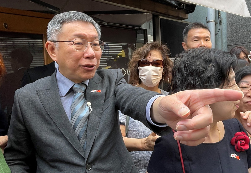 台灣民眾黨主席柯文哲表示，幼兒園餵藥案很奇怪，一是他在醫界，知道這藥品很難取得，二是難道所有老師都同意餵這個藥嗎？(圖：中央社)