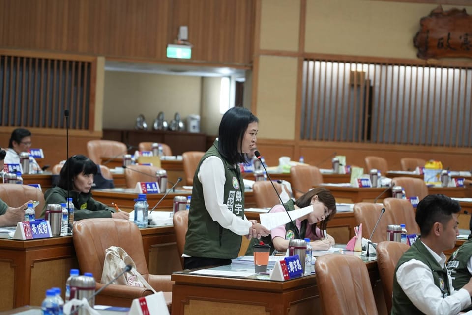 民進黨新北市議會黨團總召鄭宇恩表示，新北幼兒園餵藥案，新北市府態度消極，自5月15日接獲檢舉，毫無作為，直到6月5日才在議員要求下，安排醫院到園採檢，明顯行政怠惰。(圖：鄭宇恩臉書)