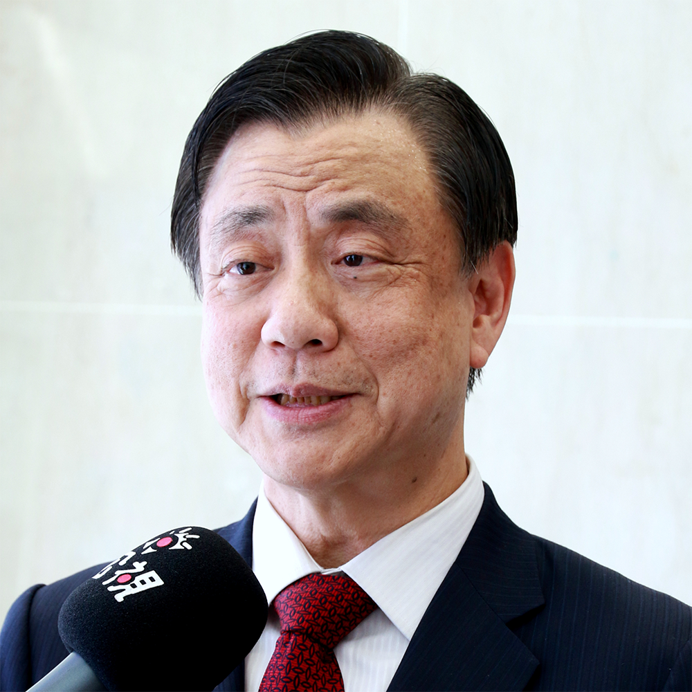 衛福部全國自殺防治中心計畫主持人李明濱。(圖取自社團法人台灣自殺防治學會官網)