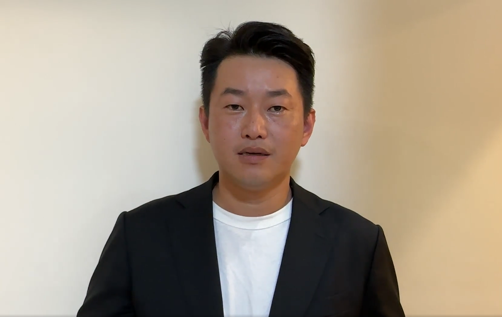 陳柏惟15日說，「我認為連自己的支持者都照顧不好的人，沒有資格成為一個民意代表候選人。」(擷自陳柏惟臉書)