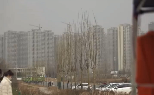 安徽省淮南市、山東省乳山市和雲南省箇舊市等較小的中國城市，也出現廉價公寓買氣，買家大多是外地人。(圖：微博)