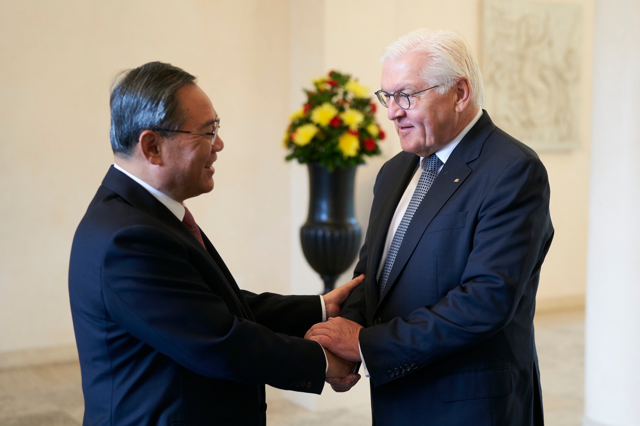 中國國務院總理李強19日在柏林會見德國總統史坦麥爾（Frank-Walter Steinmeier）。 (圖:取自史坦麥爾臉書)