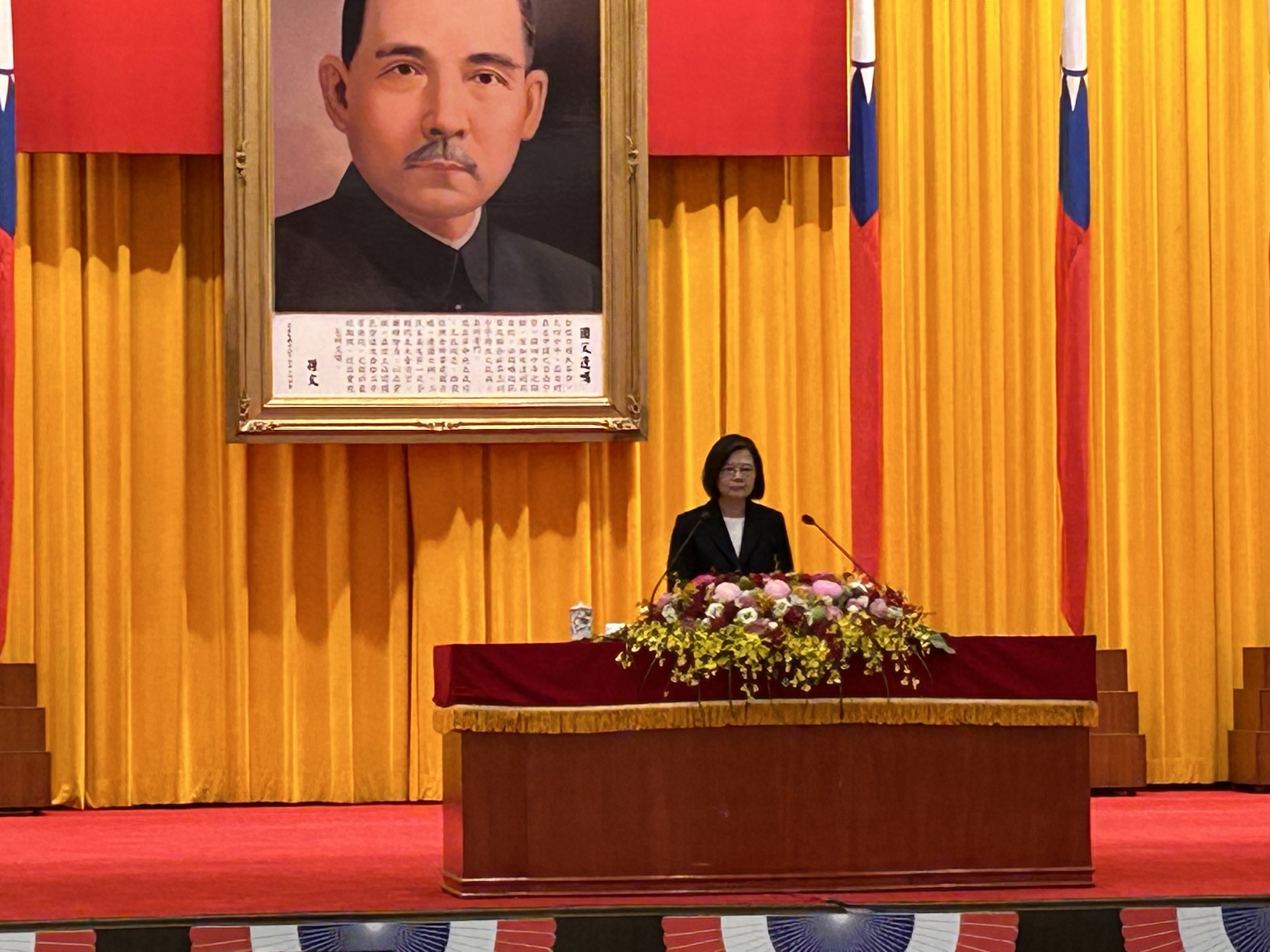 三軍統帥、總統蔡英文21日親自主持軍三軍六校院聯合畢業典禮。(林詠青 攝)