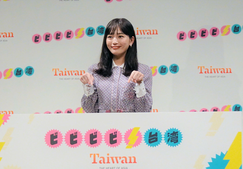 日本廣告女神川口春奈是台灣觀光年度代言人，23日出席在東京發表全新台灣觀光宣傳影片記者會(圖：中央社)