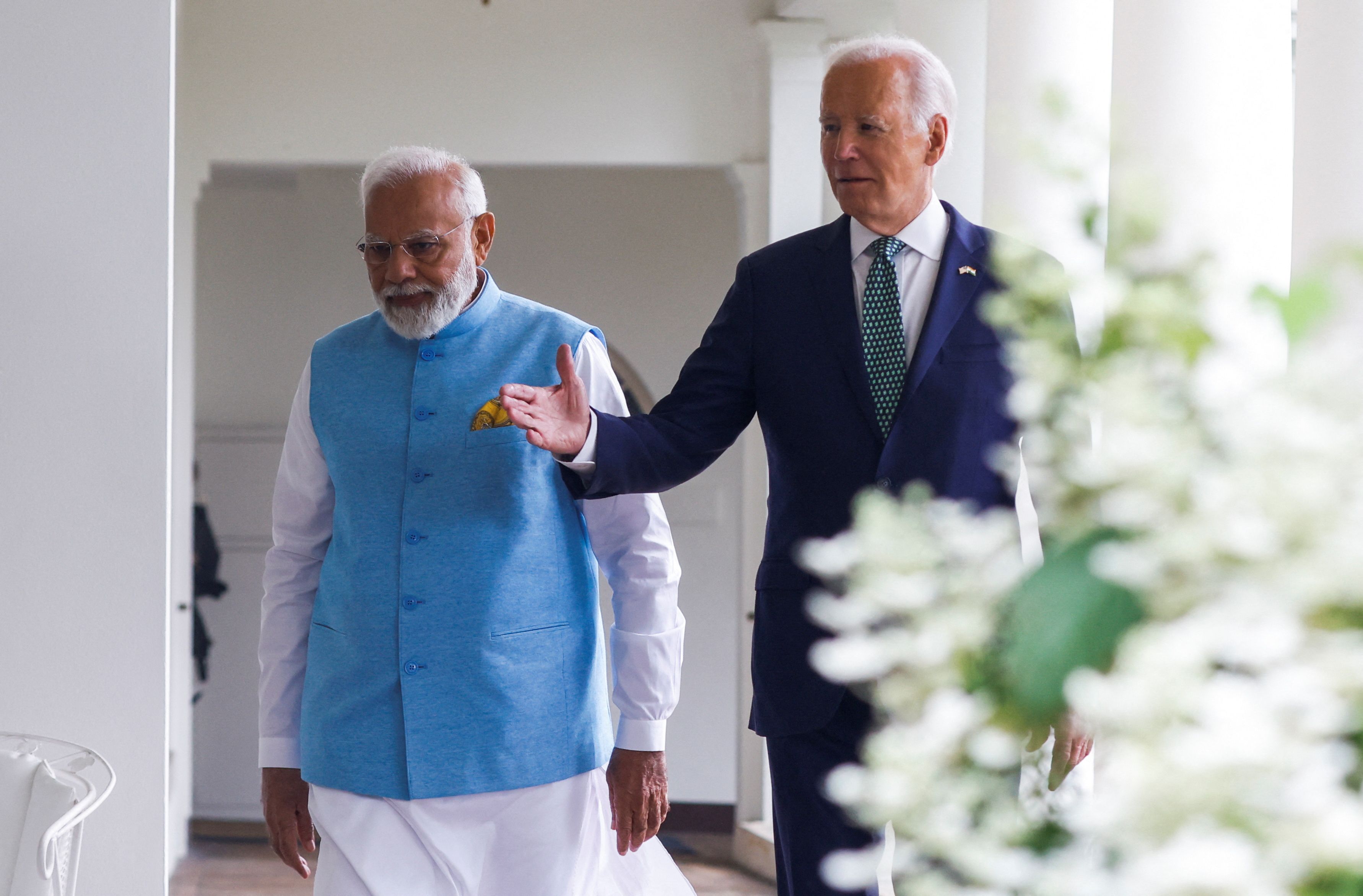 印度總理莫迪(Narendra Modi)(左)訪白宮，受到美國總統拜登高規格接待。(路透社/達志影像)