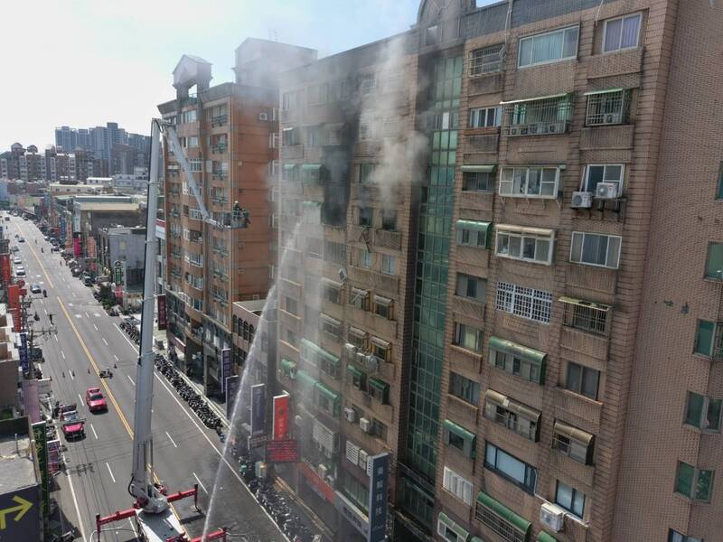 新竹縣消防局24日表示，因竹北市瓦斯加壓站壓力異常，接獲竹北市多處瓦斯外洩和住宅火警案件，火警已陸續撲滅。(新竹縣政府提供)(圖：中央社)