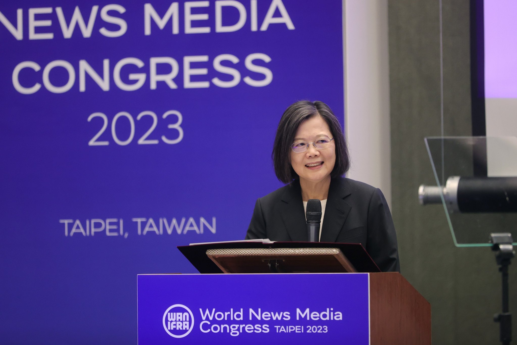 蔡英文總統28日出席「2023世界新聞媒體年會開幕式」。(圖：總統府Flickr)