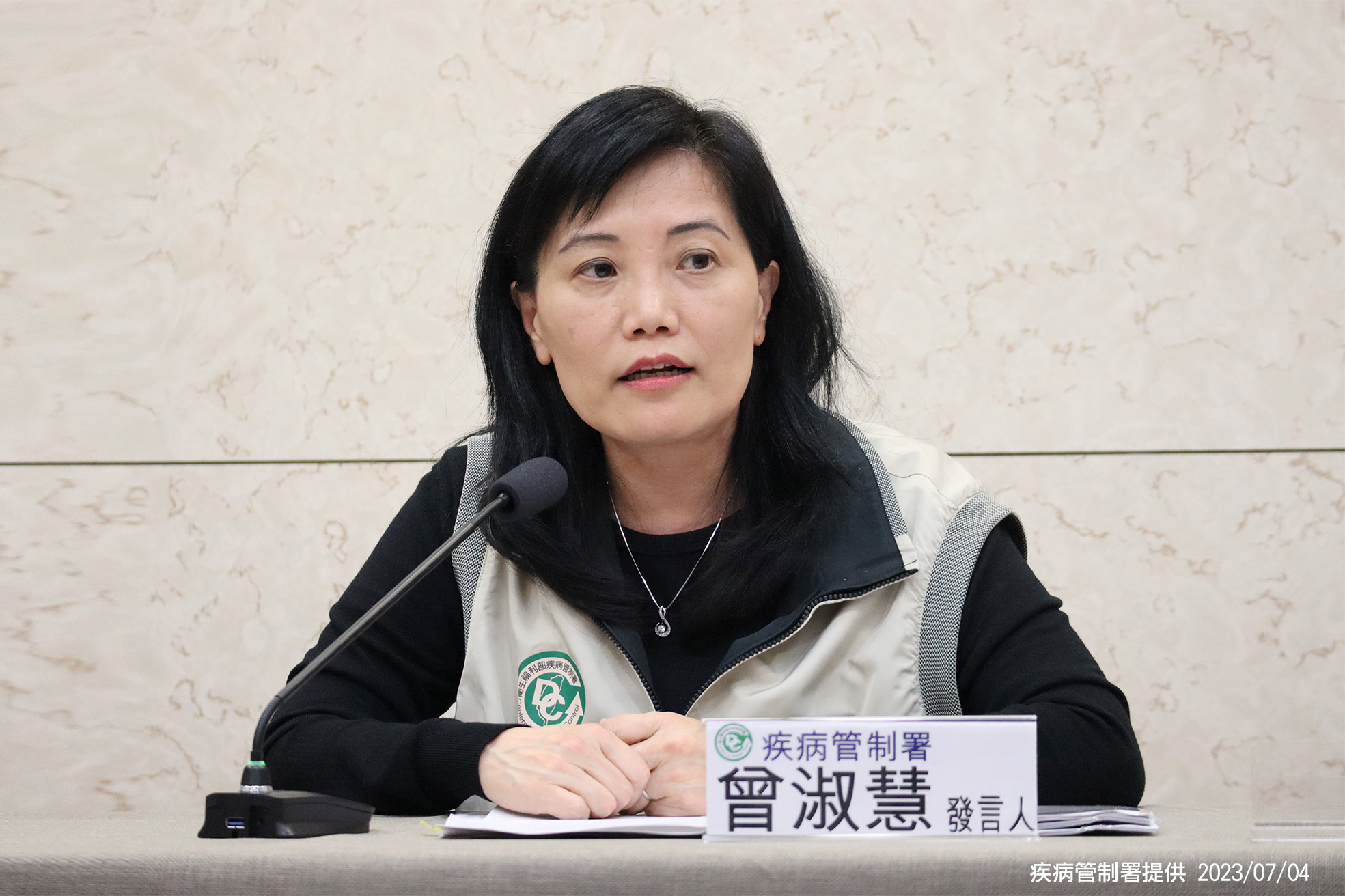 疾管署發言人曾淑慧表示，新冠疫情是否已過高峰仍待觀察。(疾管署提供)