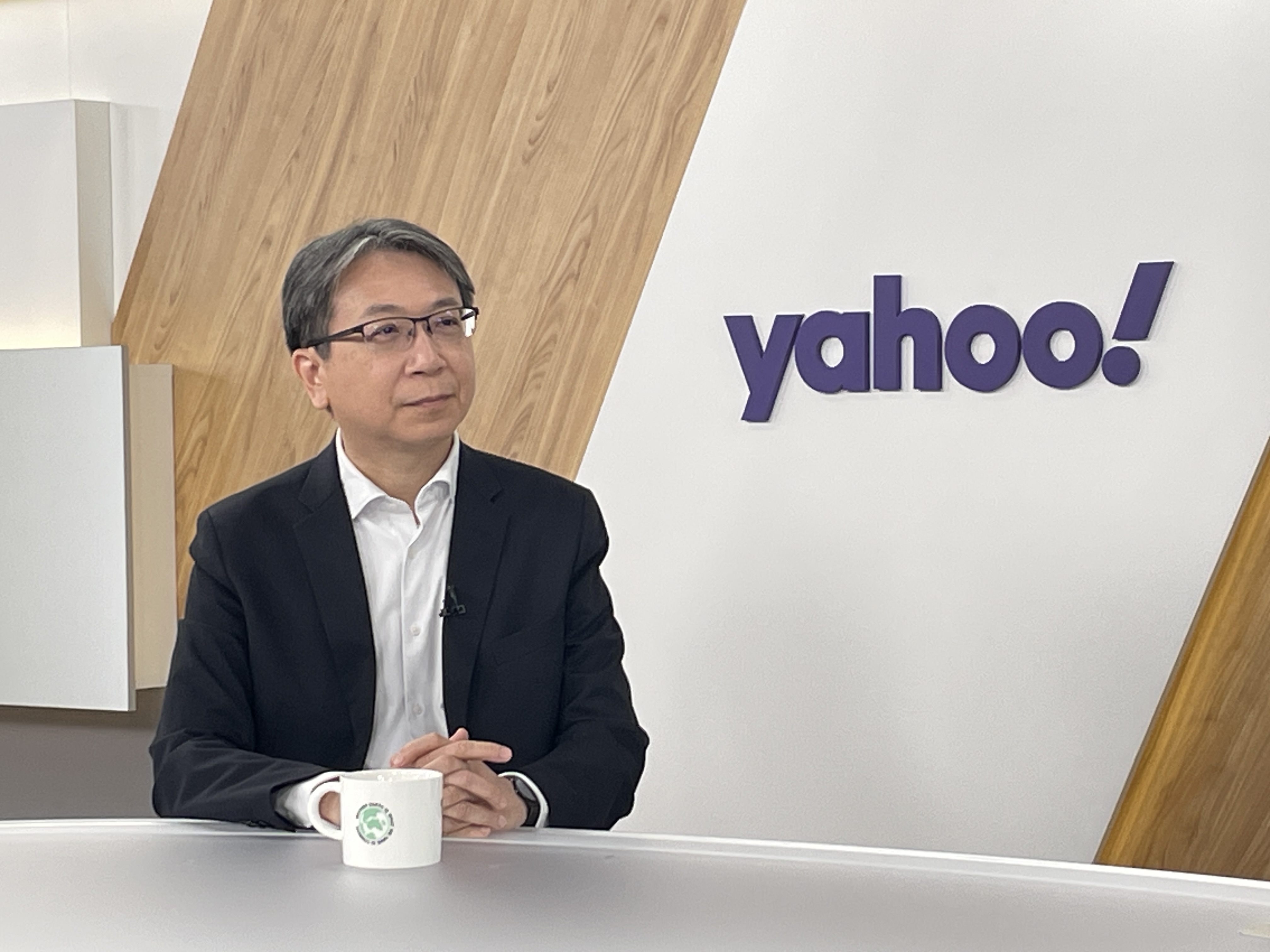 國安局長蔡明彥在專訪中表示，以客觀狀況分析，中共還沒有足夠能力在台海發動戰爭，「兵凶戰危」是人為操作出來的風向。(Yahoo TV《齊有此理》提供)