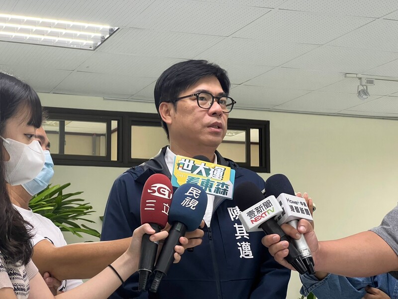 高雄市長陳其邁表示，平衡區域發展不分藍綠。 (圖：中央社檔案照片)