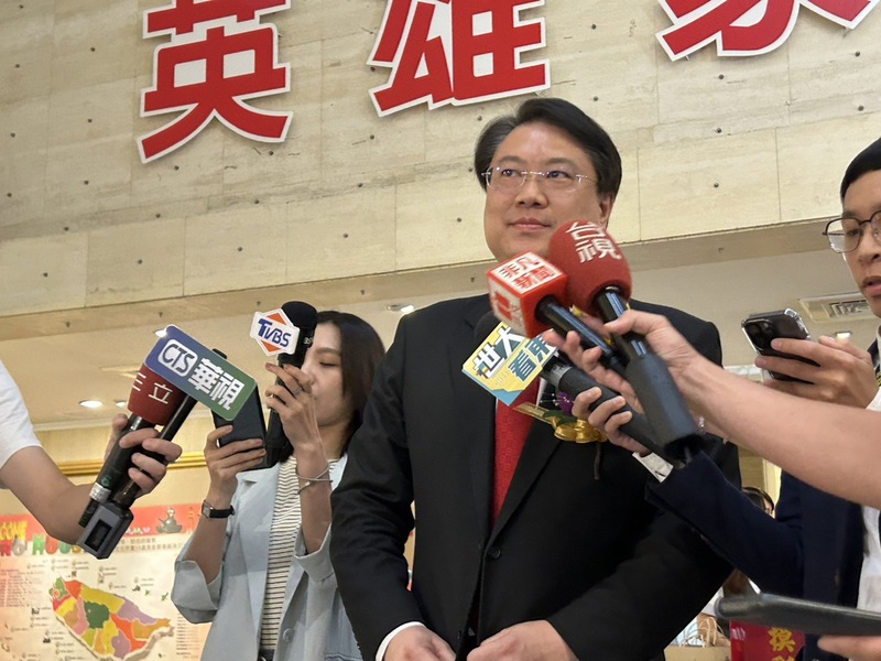 內政部長林右昌19日表示，政府將在桃園市龜山區興建一座現代化的聯合檔案庫房，預計於2027年底完工。(資料照/圖：中央社)