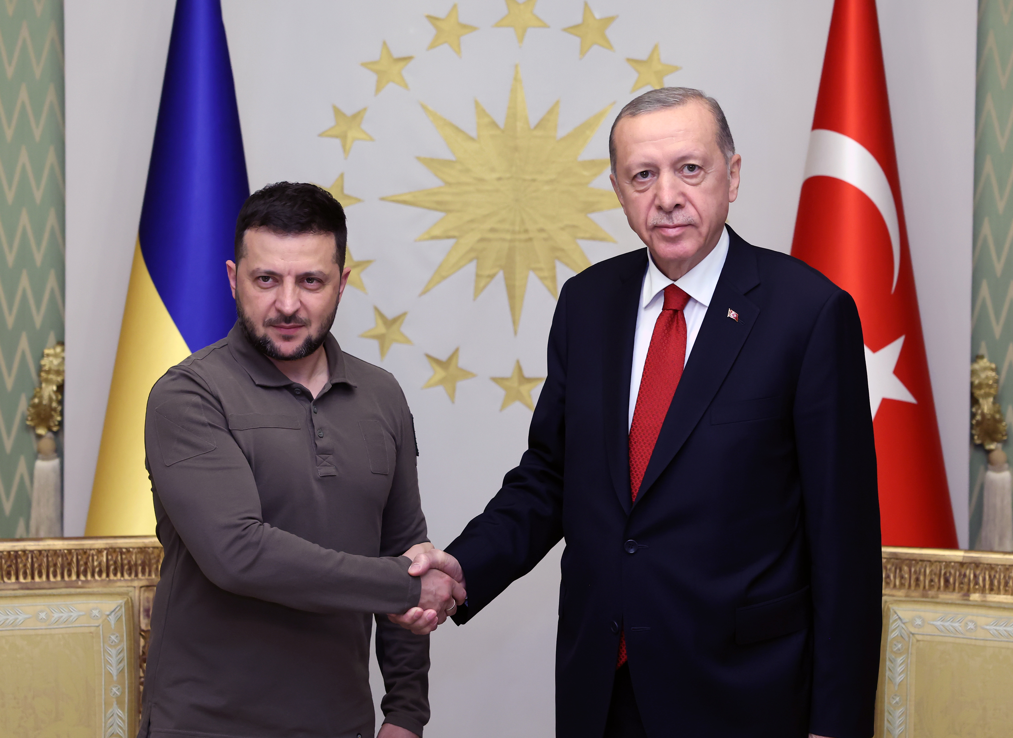 烏克蘭總統澤倫斯基(Volodymyr Zelenskyy)訪問土耳其，與總統艾爾段(Recep Tayyip Erdogan)會面。(AFP)