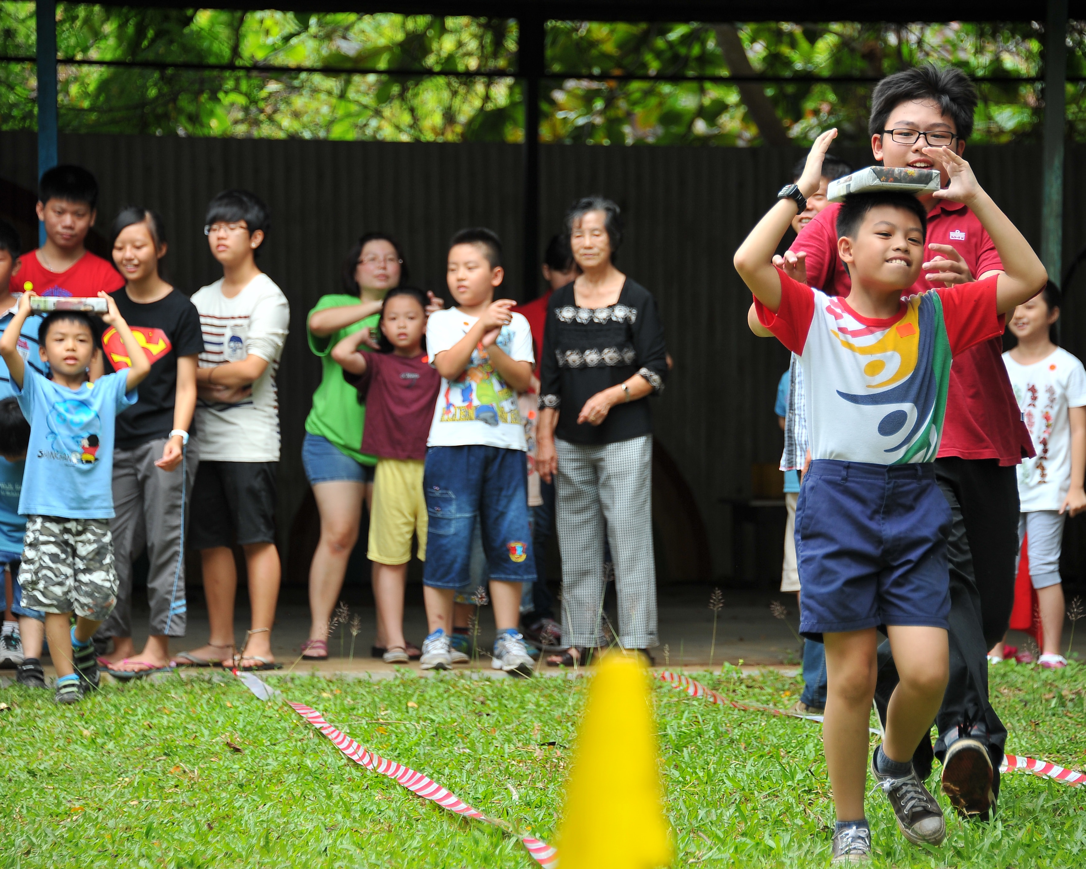 反送中後香港移民潮持續，去年流失2.7萬中小學生。示意圖。(unsplash圖庫)