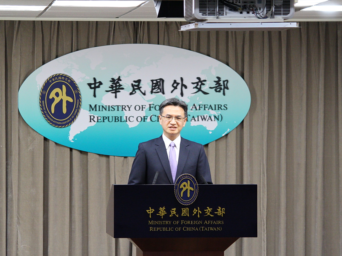 外交部發言人劉永健表示，社群媒體又有人刻意流傳造假訊息，再次炒作美國在台撤僑新聞，這是捏造的不實訊息 (央廣記者王照坤 攝)