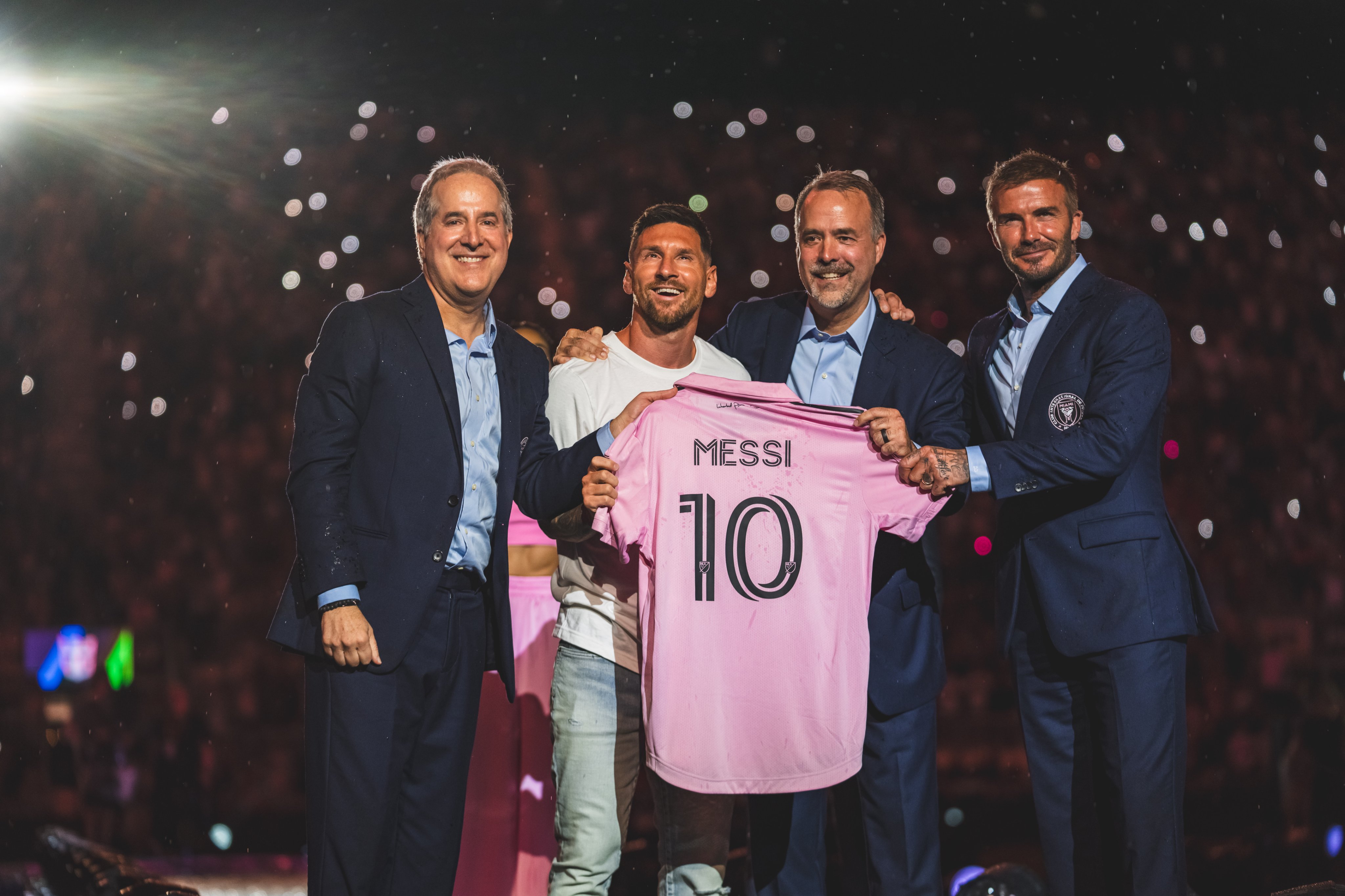 梅西正式加盟邁阿密國際隊。(@InterMiamiCF)