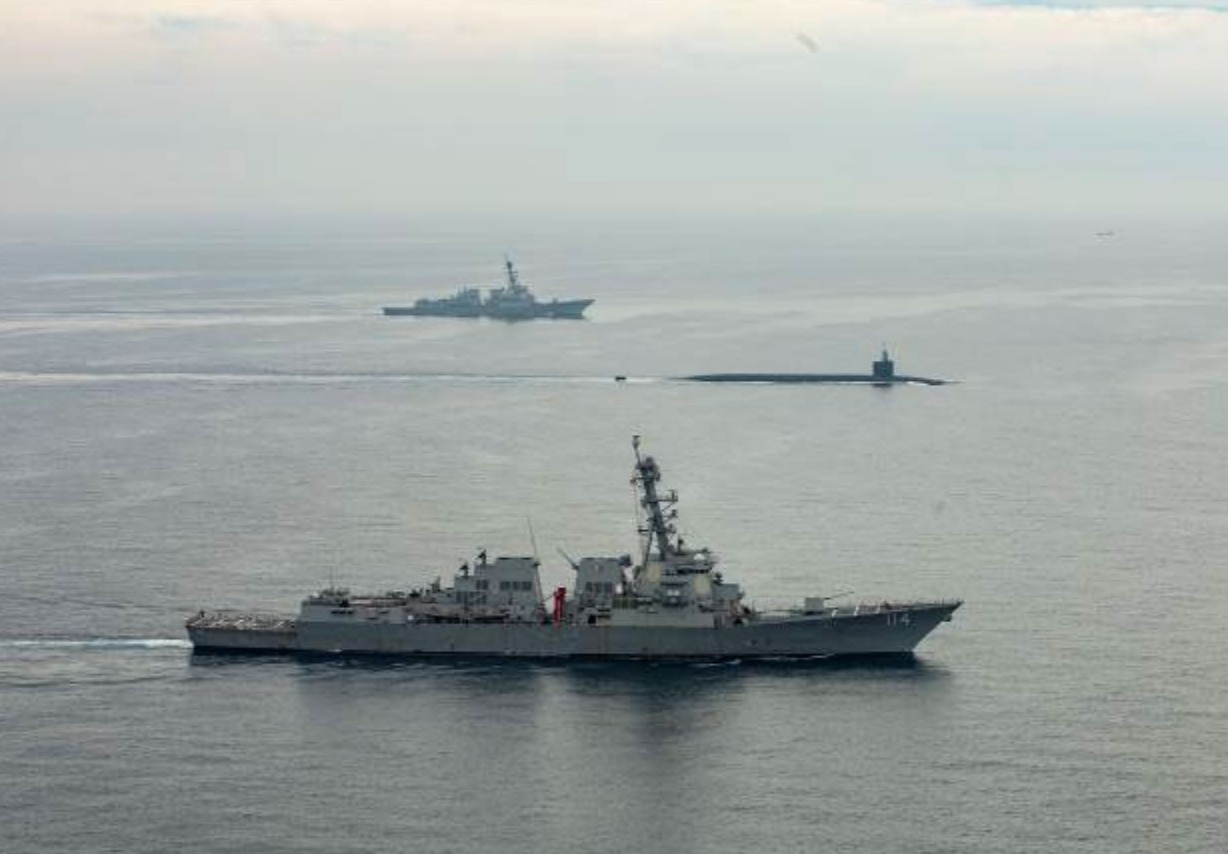 美國海軍俄亥俄級核潛艦肯塔基號18日抵達南韓釜山港。(@USForcesKorea)
