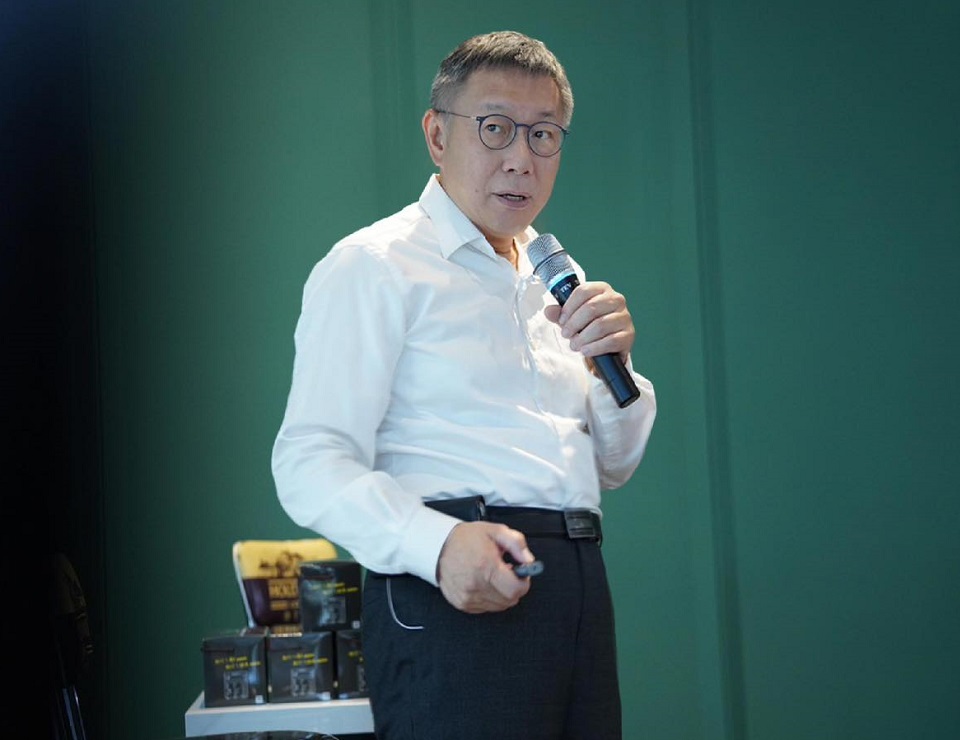 台灣民眾黨主席柯文哲表示，他已於去年底卸任，這半年來的變化並非他可以控制。(圖：柯文哲臉書)