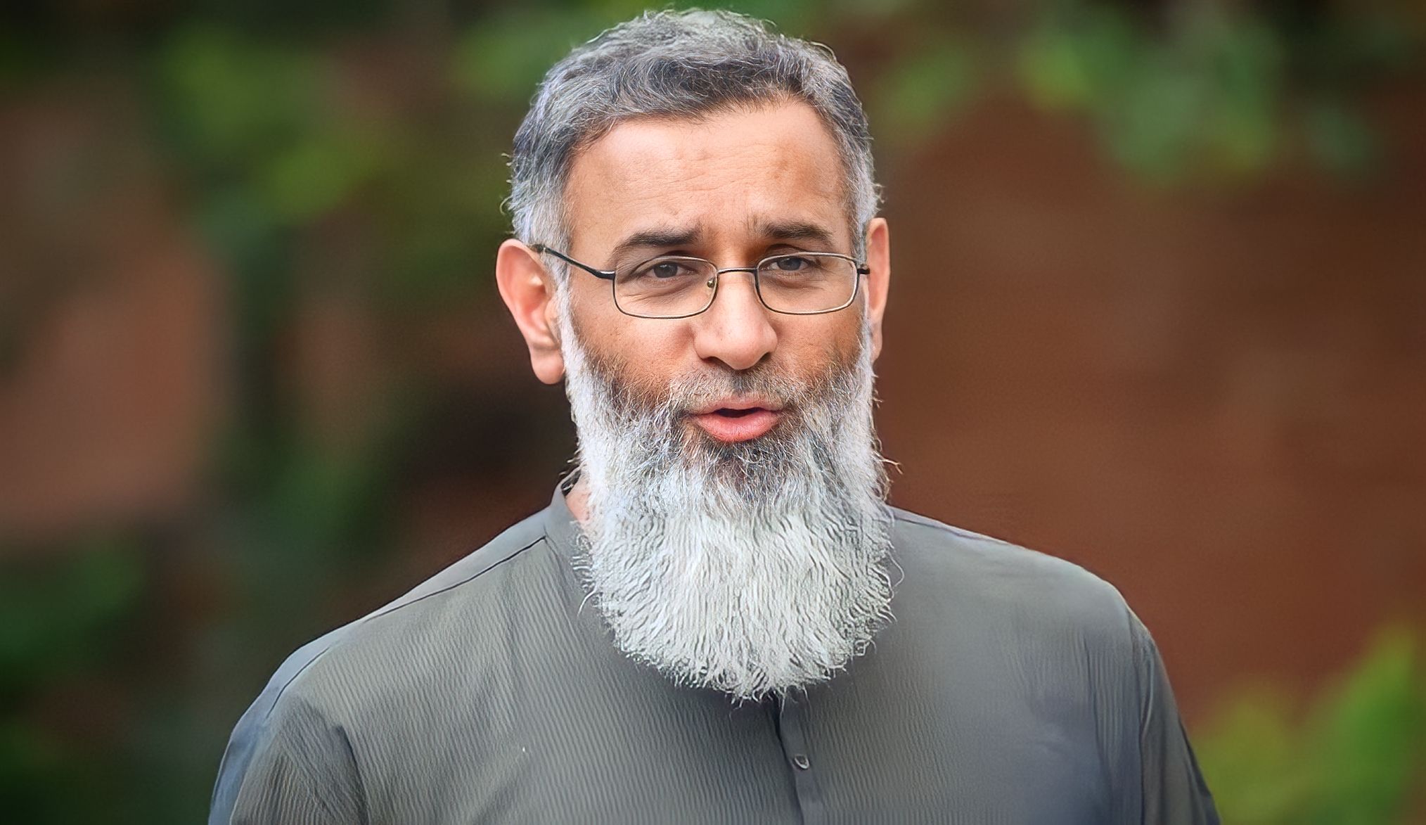 英國警方24日表示，英國的激進伊斯蘭鼓吹者丘達瑞(Anjem Choudary)被控犯有三項恐怖主義罪。(圖:推特@jihadwatchRS)