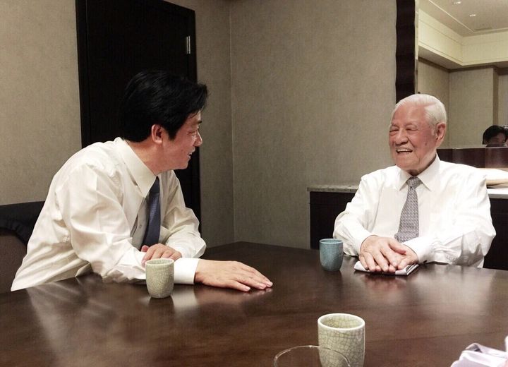李登輝逝世3週年，副總統賴清德在臉書貼出過去與李登輝互動照片緬懷。(圖:賴清德臉書)