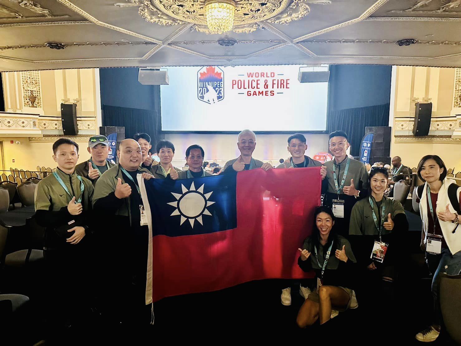 台灣警消人員參加在加拿大舉行的世界警消運動會。(圖:林右昌臉書)