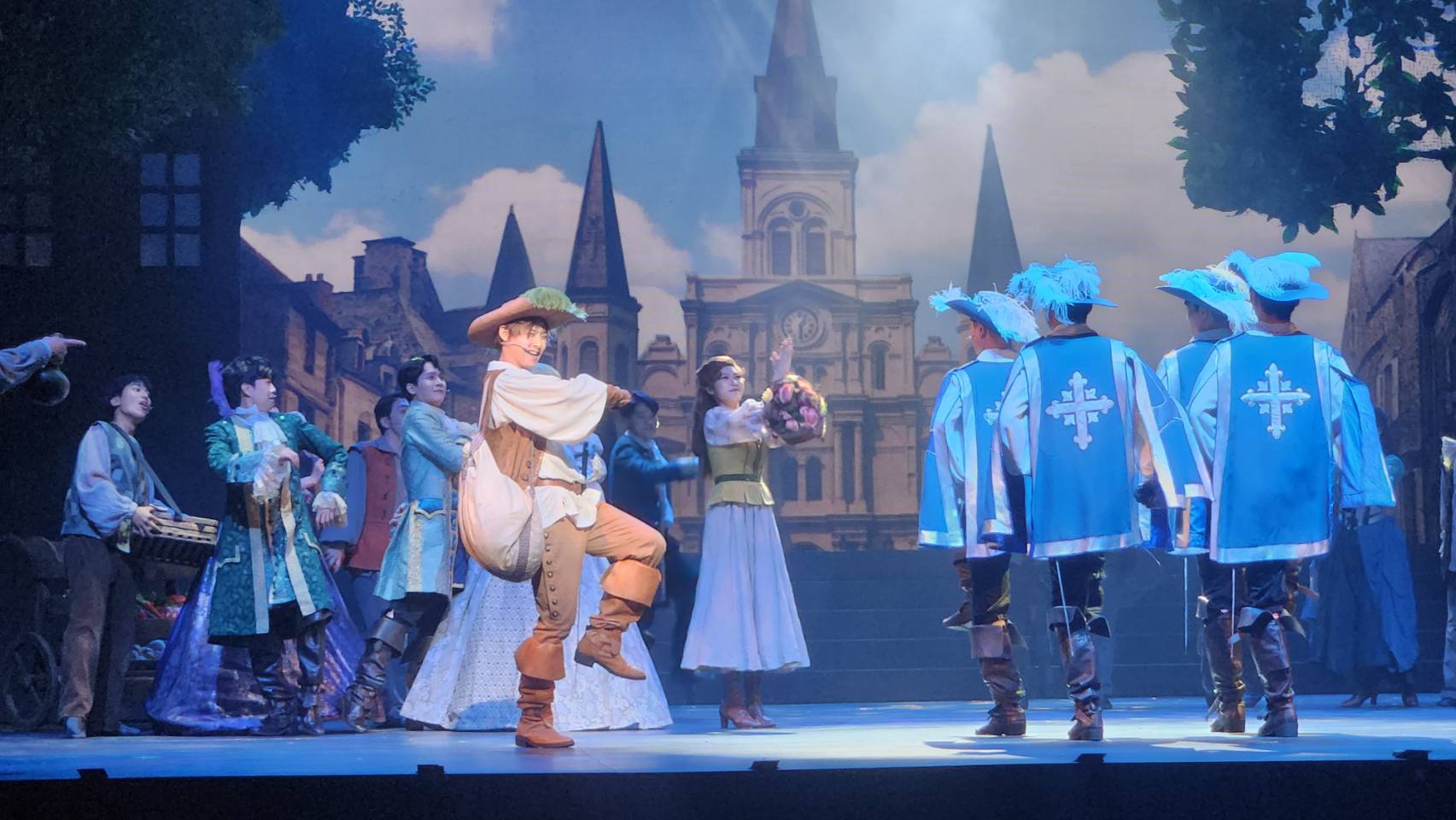 韓長銷音樂劇《三劍客》來台演出，邀請雙卡司主演，首場為DKZ主唱珉奎主演。(江昭倫 攝)