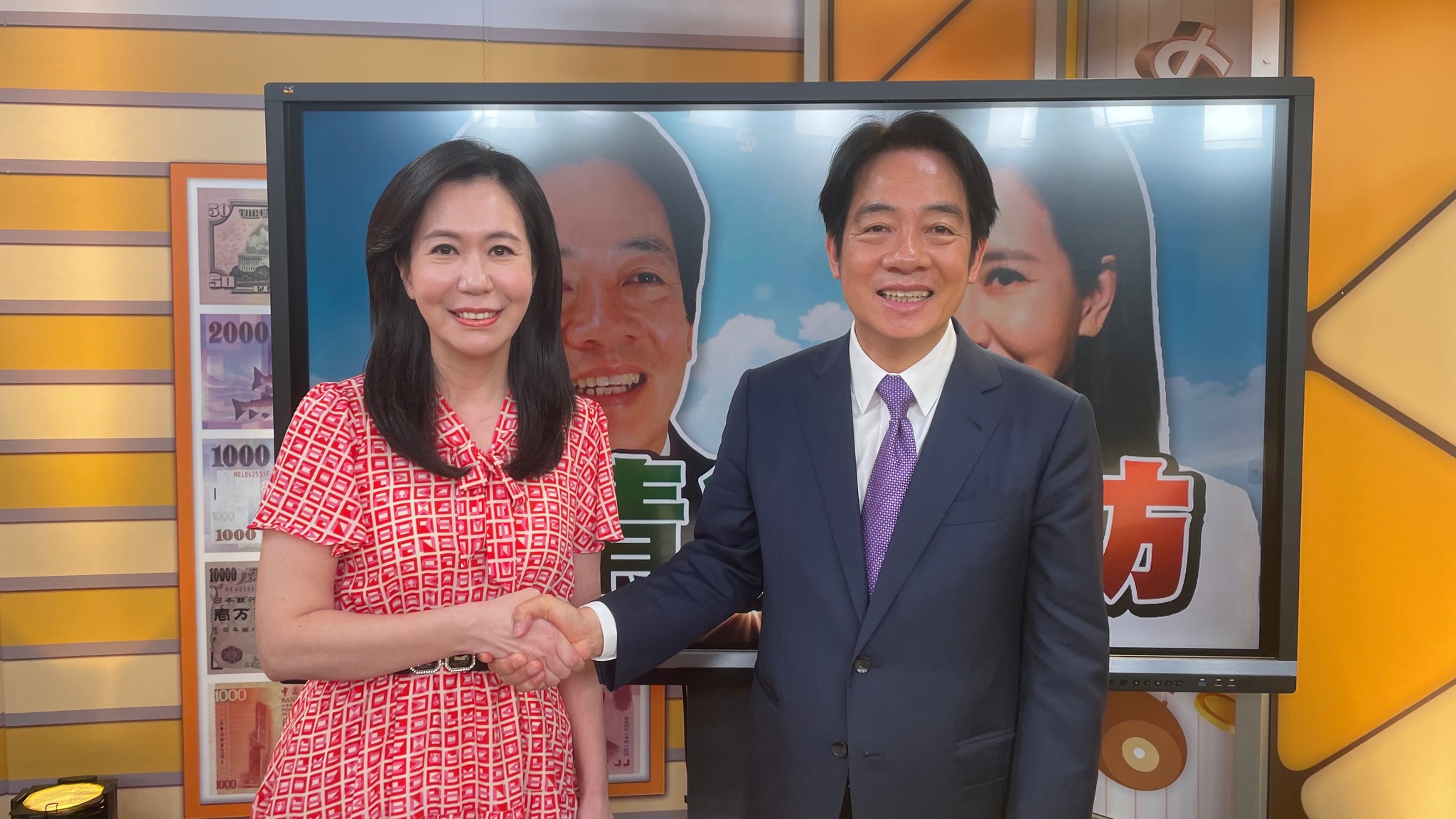 民進黨總統參選人賴清德今(24日)接受「年代向錢看」節目專訪，透露若有機會與中國領導人習近平一起吃飯，會向他表達希望兩岸能共同維護和平的想法。(圖:年代向錢看 臉書)