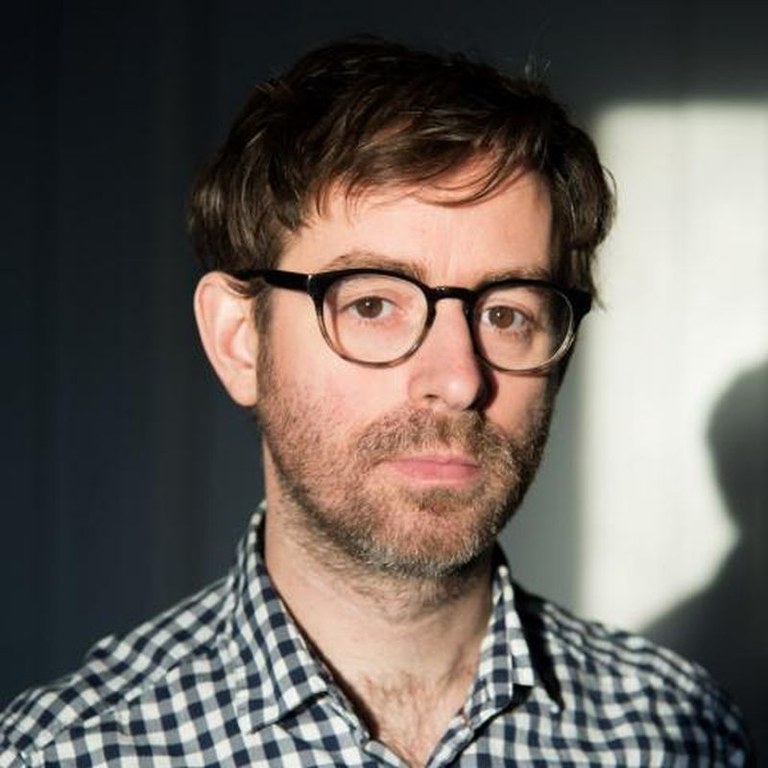 美國攝影師暨美國麻省藝術設計學院攝影學系教授康諾斯(Matthew Connors)。(圖：massart.edu)