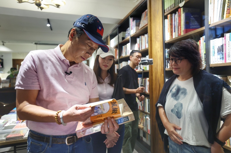鴻海集團創辦人郭台銘表示，主流民意最重要，他會構思對首投族有利的政策。(圖：中央社)