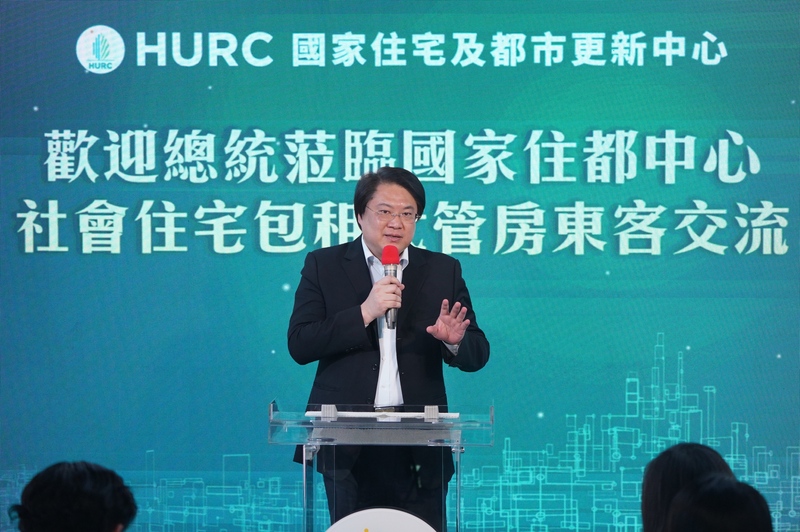內政部長林右昌（圖）11日陪同總統蔡英文到台北市國家住宅及都市更新中心視察，上台致詞說明社會住宅包租代管成果。中央社記者徐肇昌攝  112年9月11日 (圖：中央社)