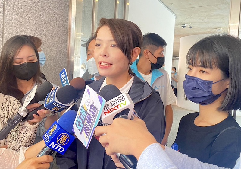 遭質疑朋友都是建商的新竹市長高虹安今天說，今年「大新竹跨年晚會」是由新竹縣、市不動產開發商業同業公會提出主辦，絕無什麼建商好友，外界太多想像真的大可不必。 (圖：中央社)