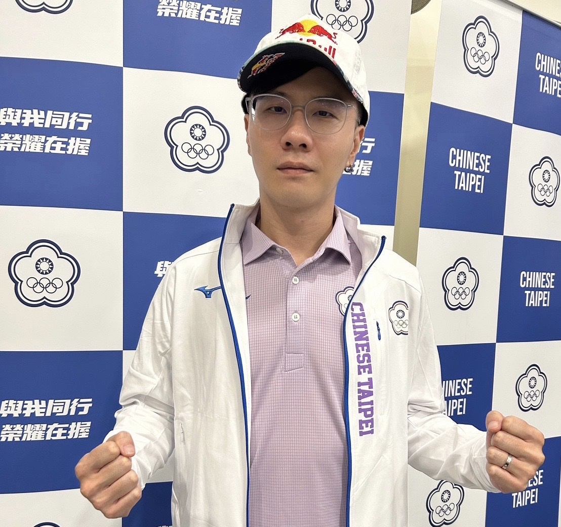 台灣代表隊選手OilKing林立偉在勝利組第三輪賽事中，以2:0力克沙烏地阿拉伯選手，晉級勝部決賽。(圖：五股石油王 Oil King臉書)