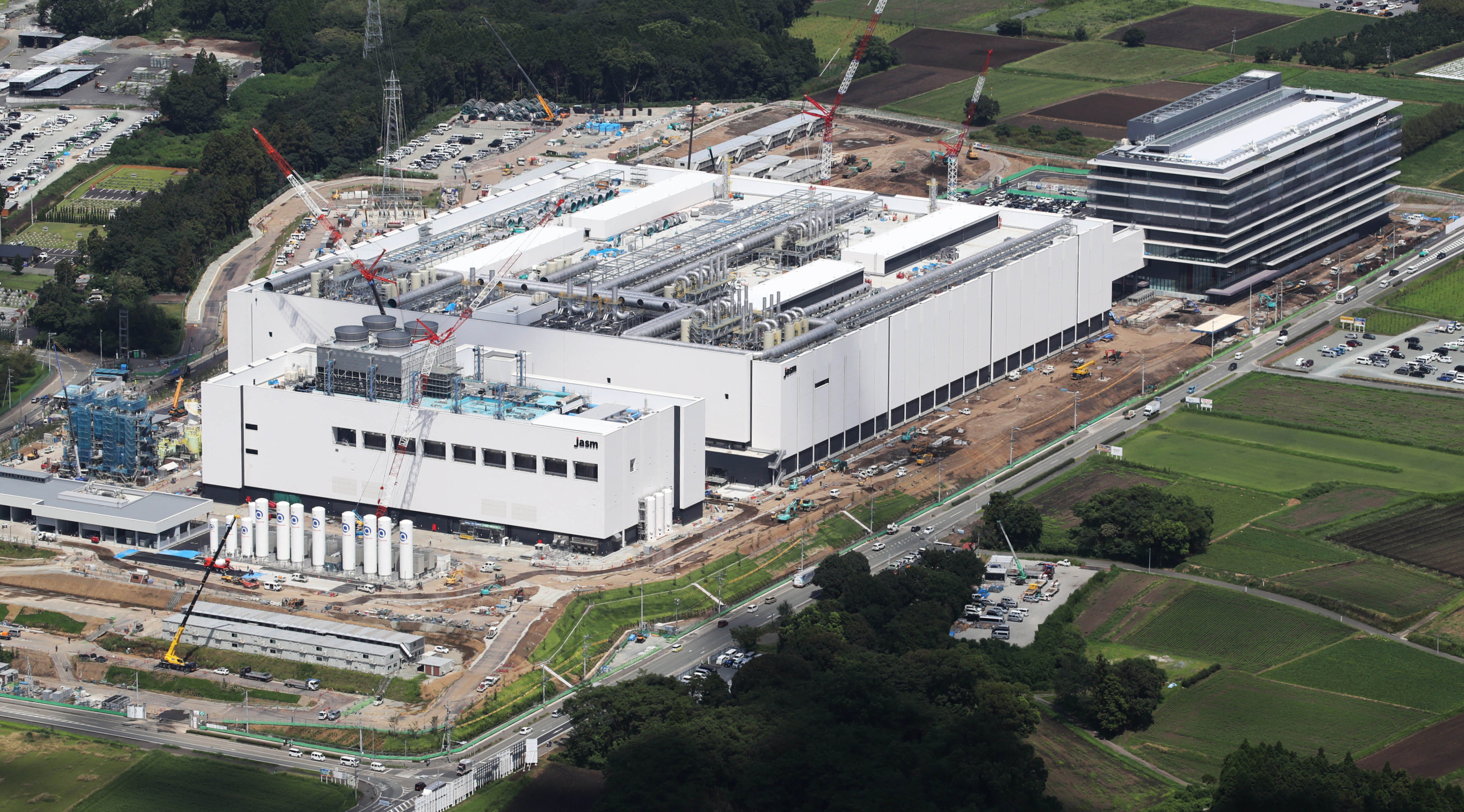 圖為台積電日本熊本廠。(AFP)