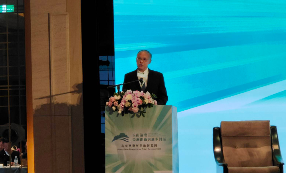 政務委員鄧振中在玉山論壇表示，新南向政策累積成果豐碩。(王韋婷攝)