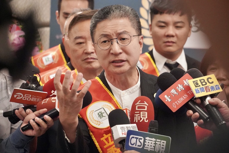 台灣麻將最大黨主席郭璽所提「長者打麻將輸贏新台幣1000元以內是否應除罪」公投提案遭中選會駁回。(圖：中央社)