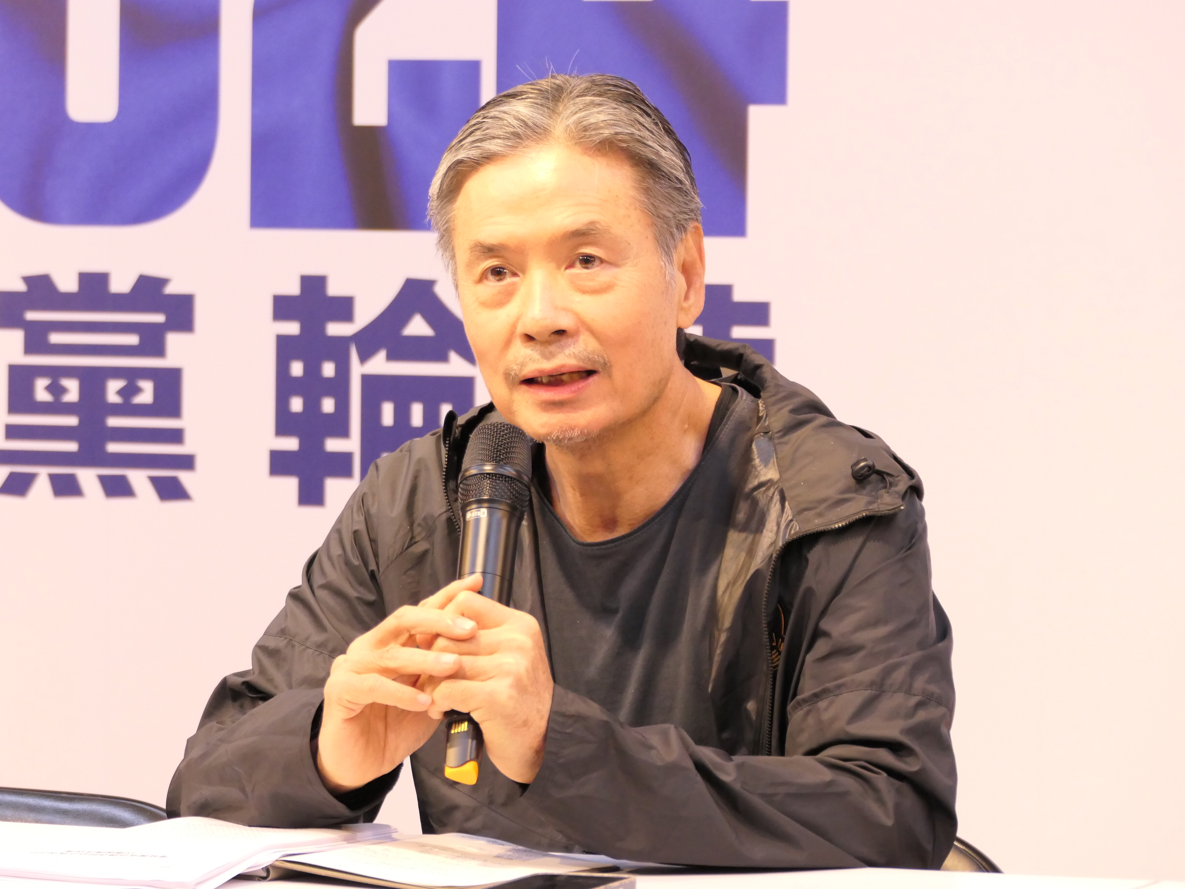 國民黨總統參選人侯友宜競選辦公室執行長金溥聰17日召開記者會。(趙婉淳攝)