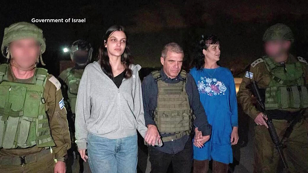 遭巴勒斯坦武裝組織哈瑪斯綁架的美籍母女，20日獲釋。 (AFP)
