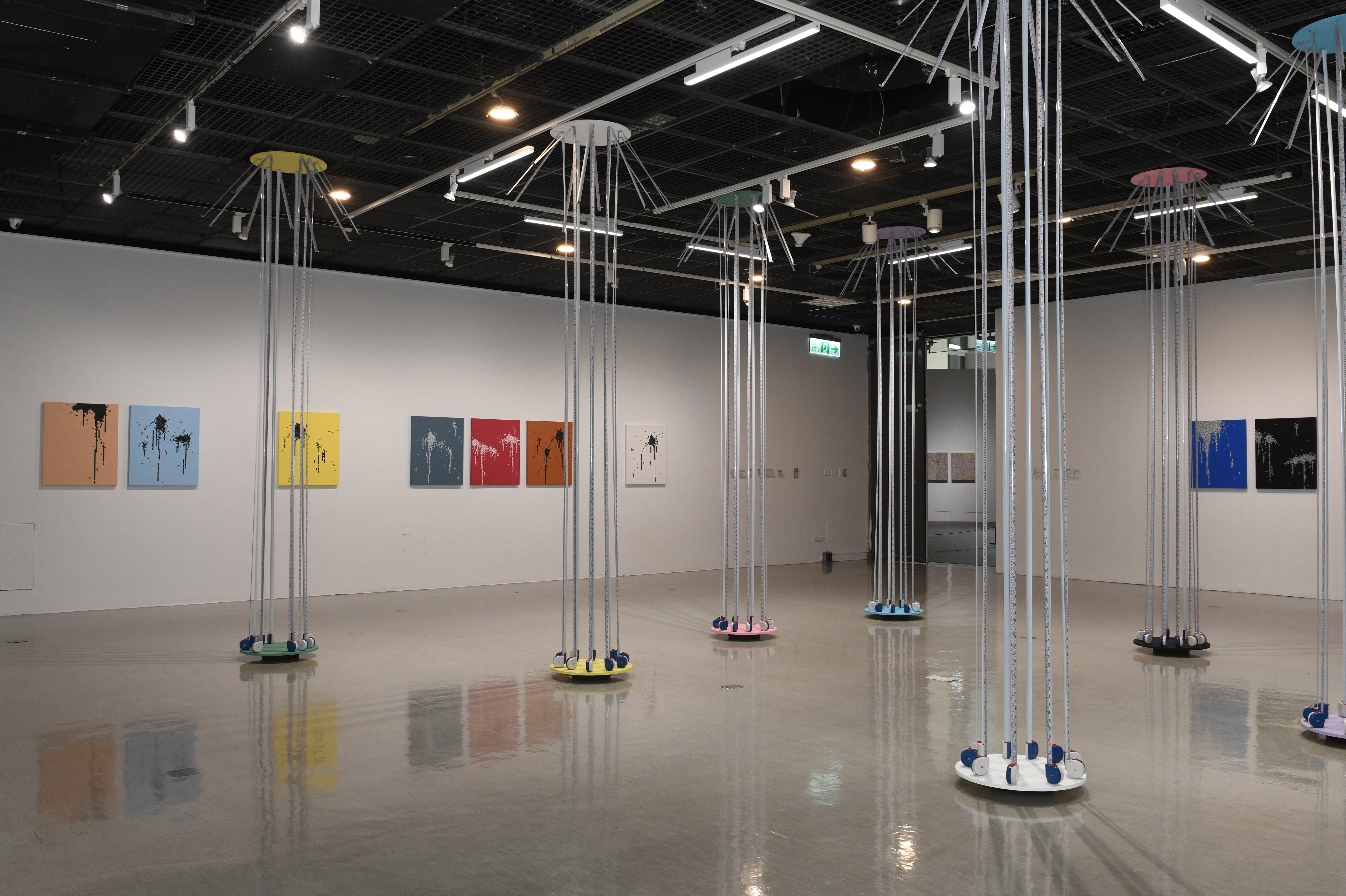 國立台灣美術館10月28日起推出《越野的靈光：莊普個展》，呈現台灣當代重要藝術家莊普40年來的創作歷程。(國美館提供)