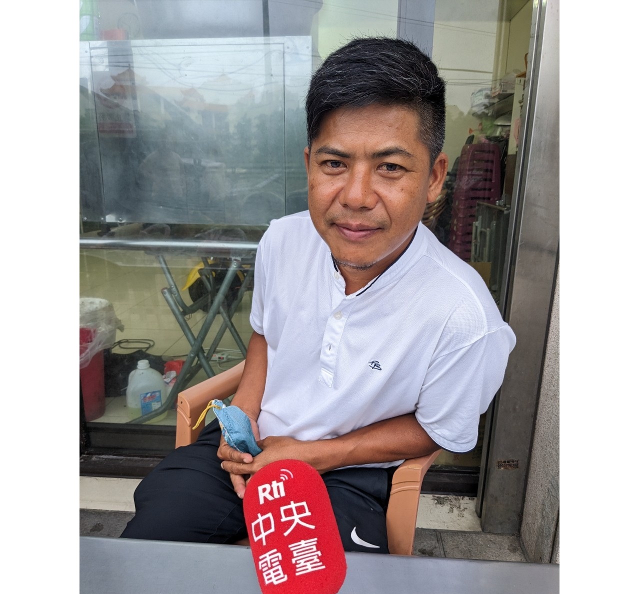 來自泰北的孤軍後裔楊勝越分享他的生命史，希望藉此勉勵類似處境的人。(陳念宜 攝)